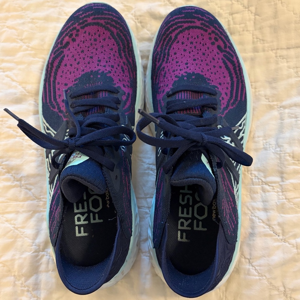 New Balance Women’s 1080 v10 Running Shoes; Navy & Purple; SZ 9